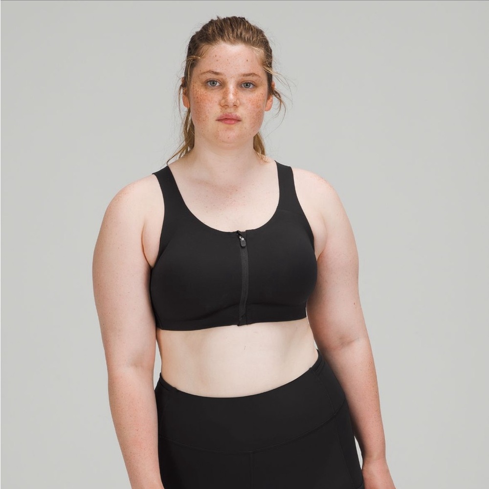 NWT Lululemon Enlite Front Zip Bra in Black
